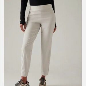 Athleta Brooklyn Heights Jogger size 6 in Abalone